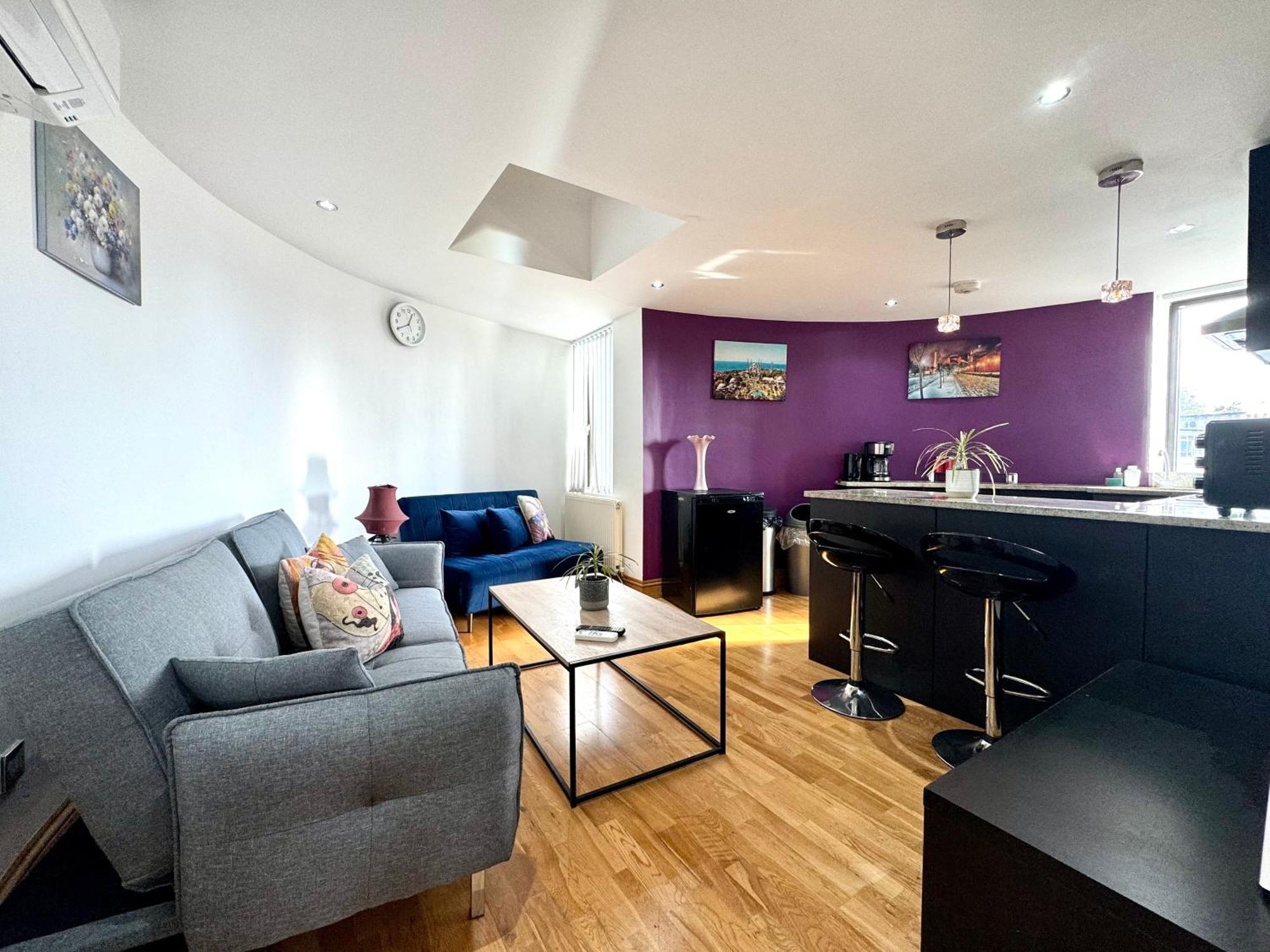 Chic 1 Bedroom Apartment Central London By Wild Екстериор снимка